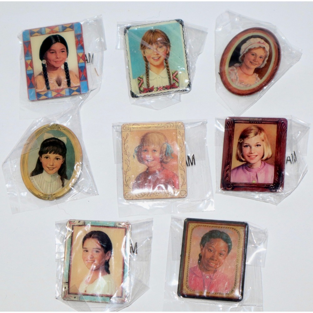 American Girl Hallmark 2003 Circle of Smiles 8 PC Pin Set NEW VINTAGE